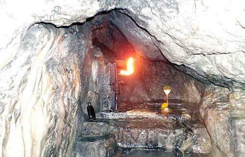 अबको ३ वर्षसम्म चम्किनेछन् यी ४ राशिको भाग्य ! कमेन्टमा “ॐ ” लेखि हेर्नुहोस कतै तपाईको राशी त् परेन....