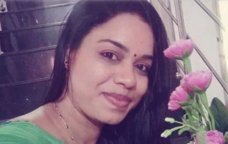 महिला पुलिसलाई पेट्रोल खन्याएर जिउँदै जलाइयो,