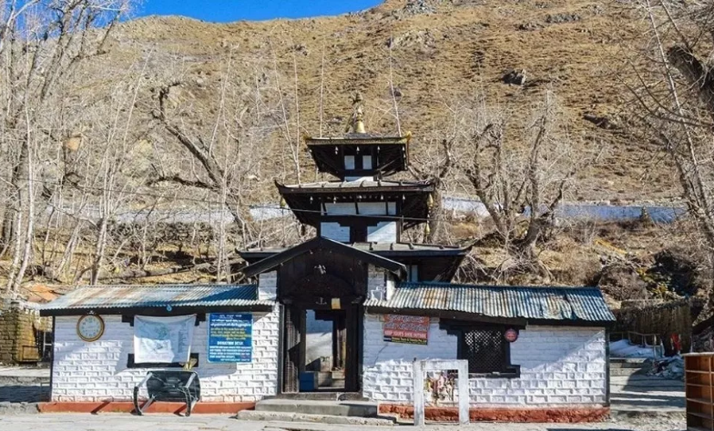 भगवान छन् चोखो मनले दर्शन गर्नुहोस्! बाबाले खोले मुक्तिनाथ मन्दिरको रहस्य ! १०८ धारा नै किन ? (भिडियो सहित)