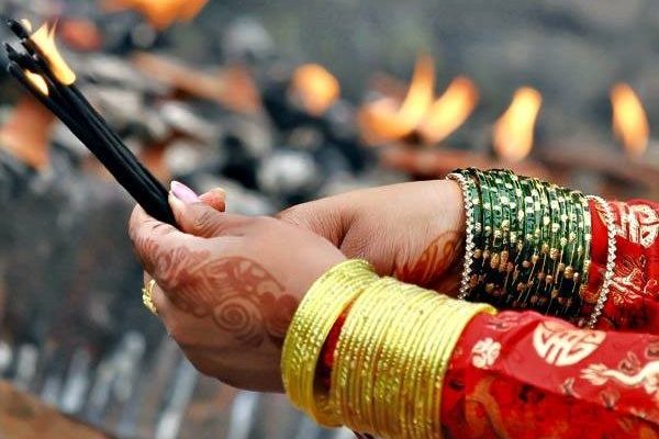 संस्कृतिमा साउने संक्रान्ति : प्रकृतिको पूजादेखि लुतो फ्याँक्नेसम्म
