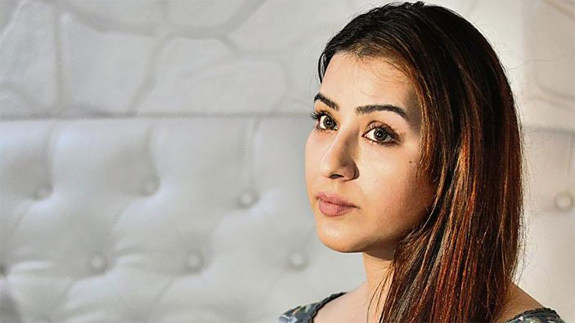 'पाकिस्तानमा पर्फम गर्न मलाई कसैको बाउले रोक्न सक्दैन !'