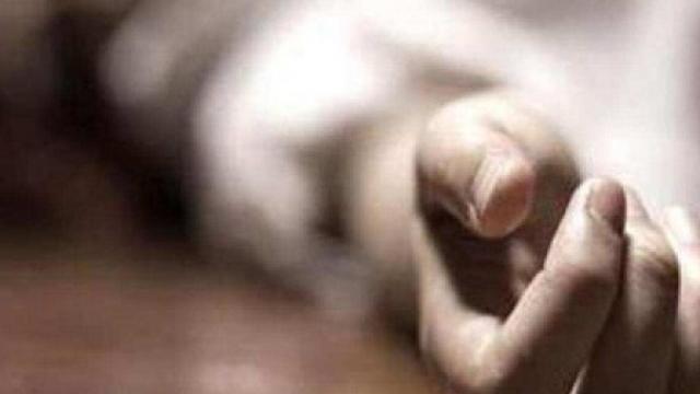 पतिले माग्दा मोबाइल नदिएपछि...
