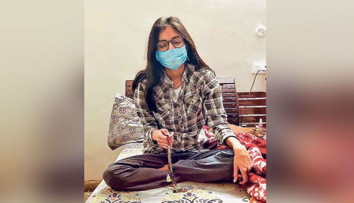 कोरोना भाइरसलाई जितेर फर्केकी यी युवतीको अनुभव हेर्नुहोस्
