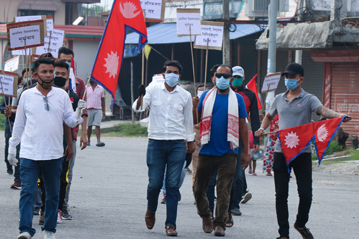 लिपुलेकमा सडक बनाएको विरोधमा नेविसंघ र तरुण दल उर्लाबारी नगरसमितिले गर्यो विरोध