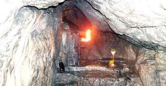 मानिसलाई धनलाभ हुने २१ वटा संकेतहरु , ॐ लेखी सेयर गर्नुहोस