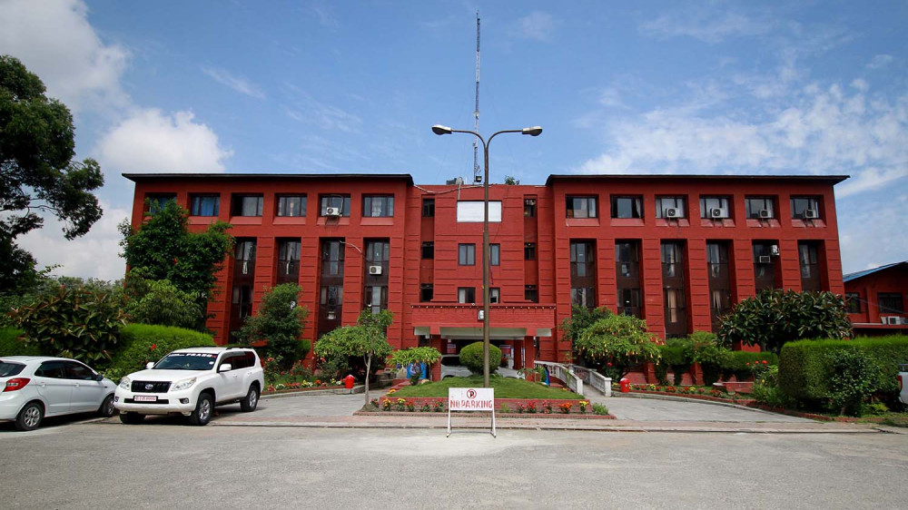 लकडाउन खुलेसँगै बढ्यो संक्रमणको दर, के भन्छ स्वास्थ्य मन्त्रालय ?