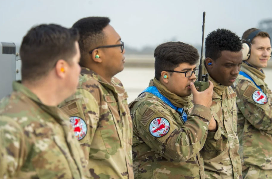 के यो सैन्य पोसाकले अमेरिका चीनविरुद्ध युद्धको तयारी गर्दैछ भन्ने संकेत गर्छ ?