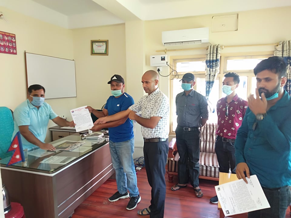 दमकमा पटक पटक विद्युत अवरुद्ध, राष्ट्रिय युवा संघले बुझायो ज्ञापन पत्र- हेर्नुहोस ज्ञापन पत्र सहित