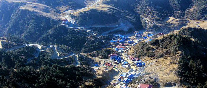 पर्यटकलाई लक्ष्य गर्दै कालिञ्चोकमा स्वास्थ्य शिविर