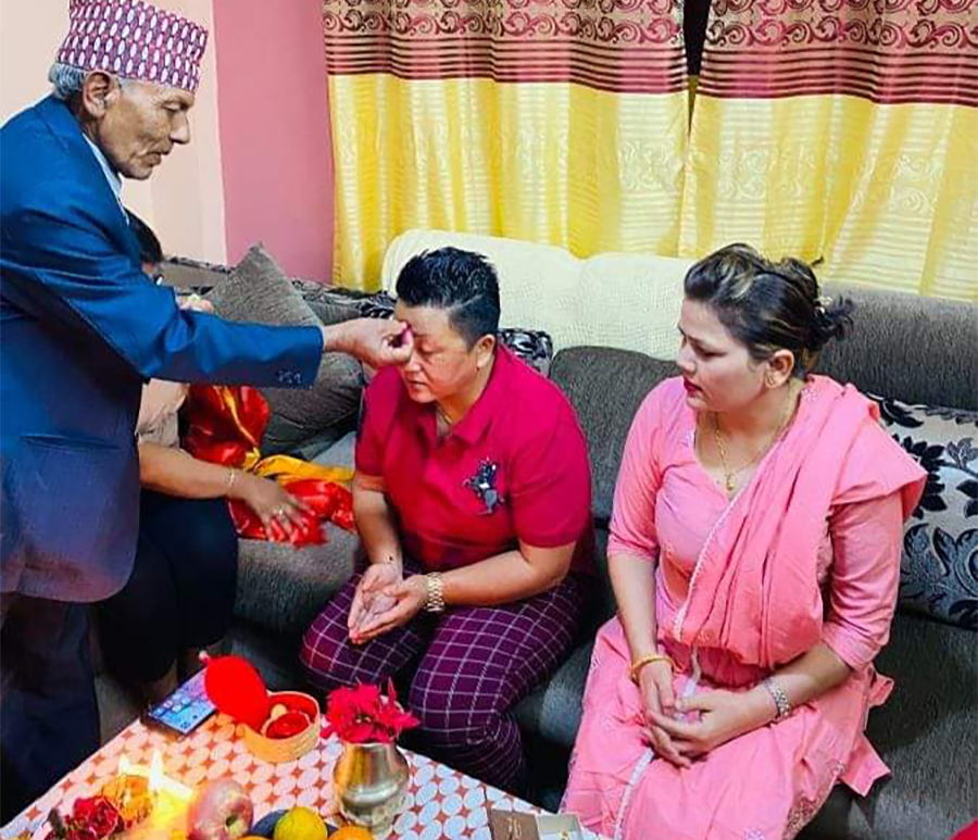 सामाजिक अभियान्त शरिन तामाङले गरिन् समलिंगी विवाह