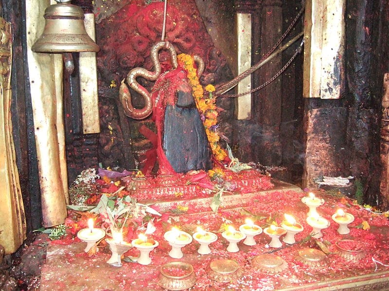 भीमेश्वर मन्दिरको शिलामा पसिना, स्थानीयले गरे पूजाआजा