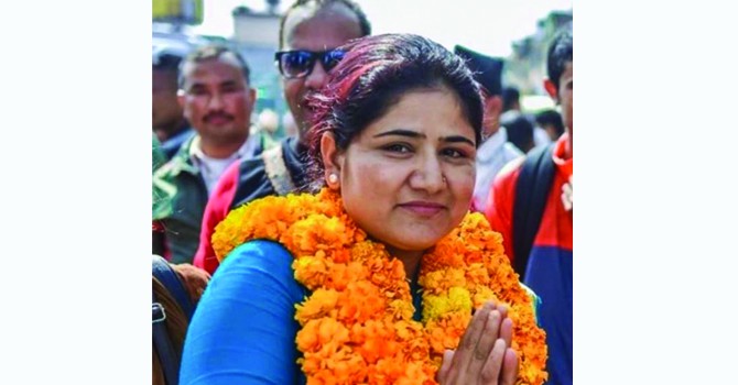 वलीको माओवादी प्रवेश, पोखरेलको गुम्यो बहुमत !