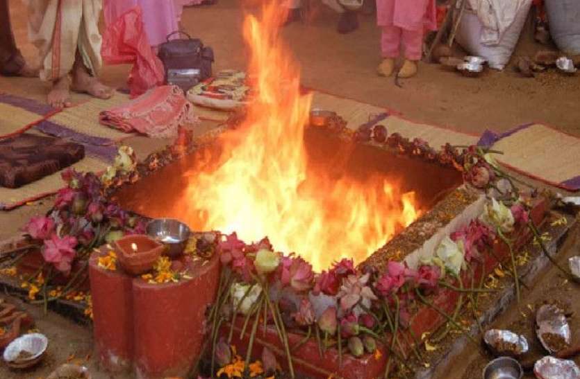 कोरोनाकालमा धूपन : ‘स्यानिटाइज’ गर्ने वैदिक विधि