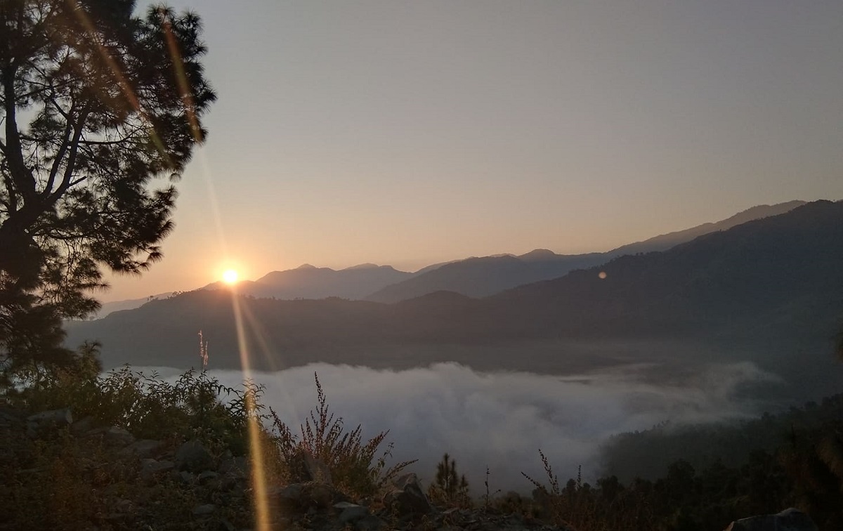 सूर्यदेव खुसी पार्न आइतबार गर्नुहोस् यी ८ काम, मिल्छ लाभ