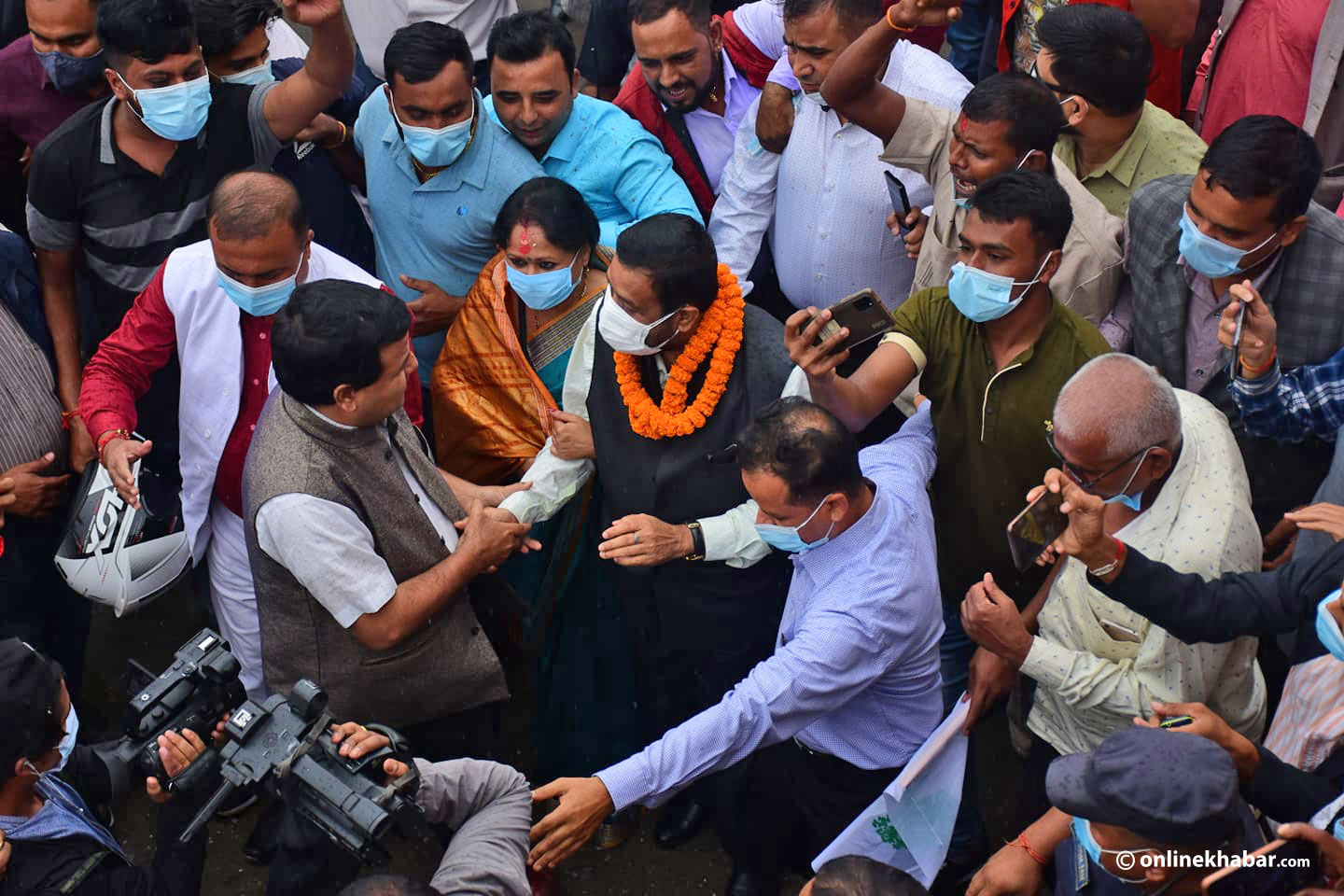 सभापतिमा उम्मेदवारी दिने विमलेन्द्र निधिको घोषणा, खोले सम्पर्क कार्यालय