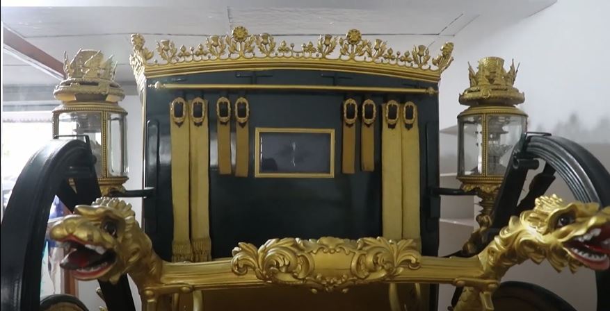 यस्तो थियो, बेलायती महारानी एलिजावेथले पूर्वराजपरिवालाई उपहार दिएको 'बग्गी'