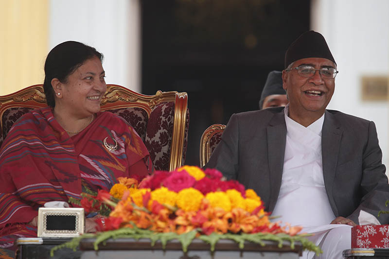 राष्ट्रपतिलाई भेटेर फर्किए प्रधानमन्त्री देउवा