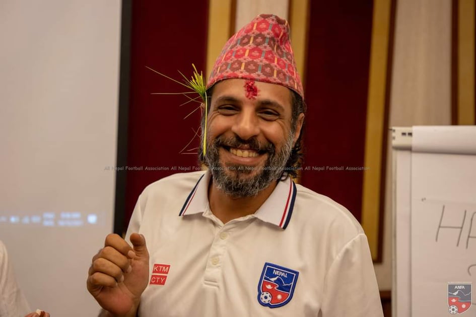 नेपाली फुटबल खेलाडीले माल्दिभ्समै यसरी मनाए विजयादशमी