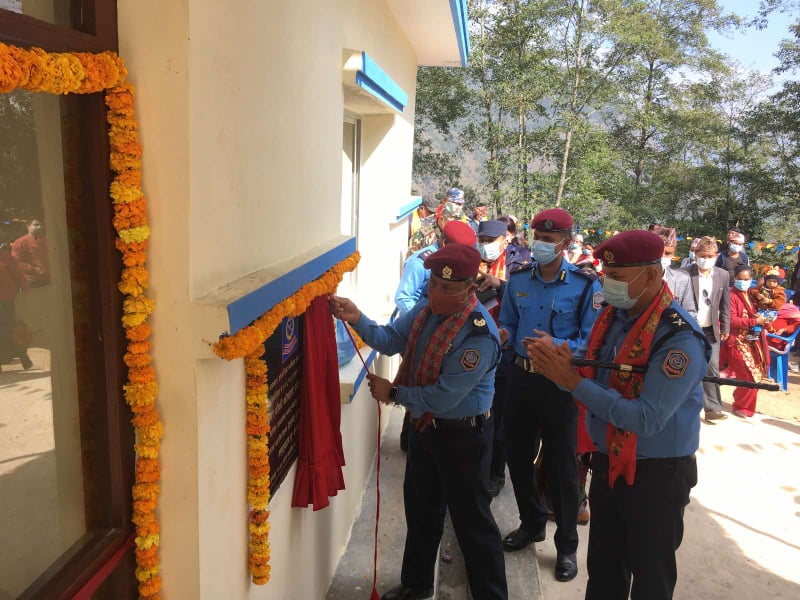 नवनिर्मित प्रहरी चौकी कोषाहाट ओखलढुंगा भवनको उद्घाटन