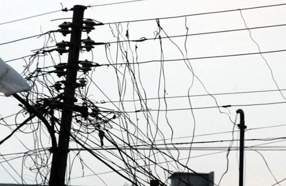 विद्युत चोरी गर्ने ९ जना पक्राउ