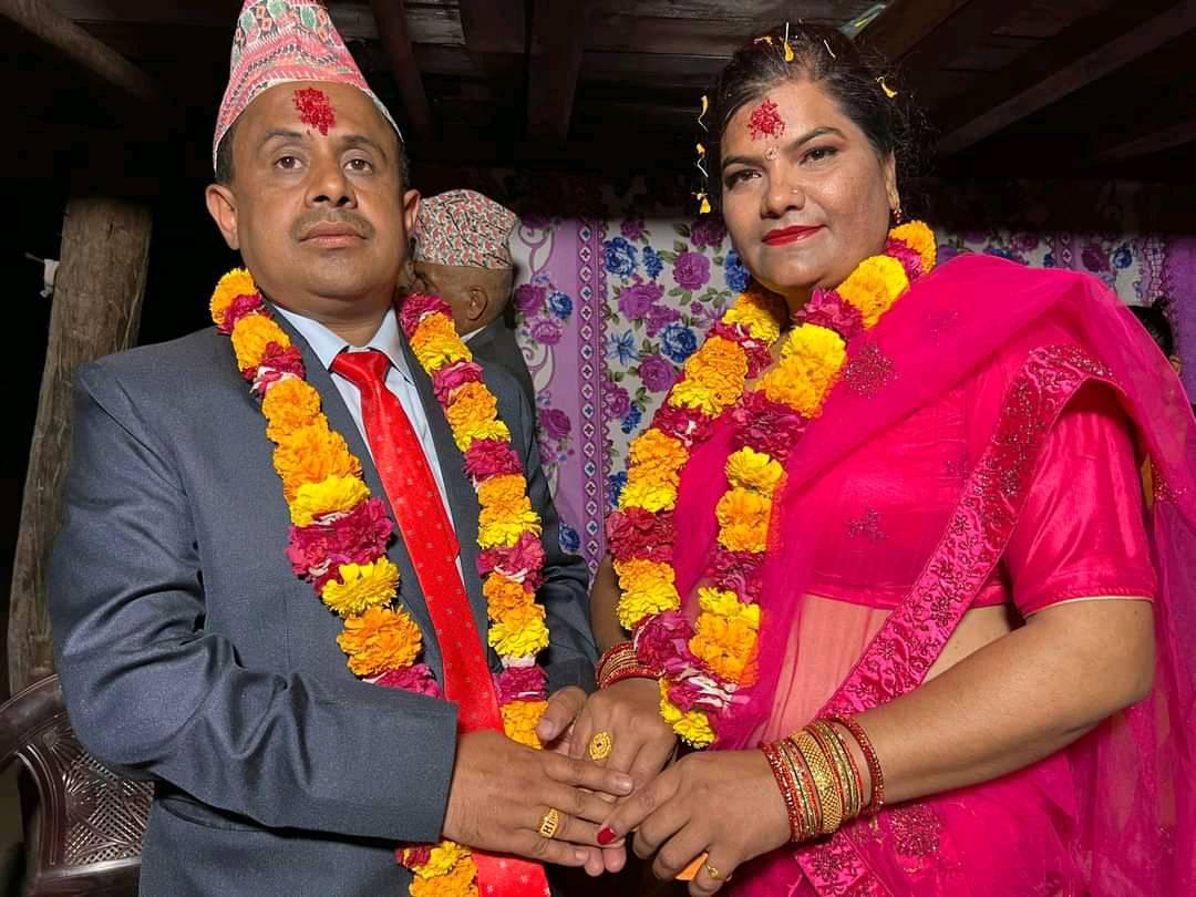 मुकुन्देले गरे इन्दिरासँग ‘सरप्राइज’ इन्गेजमेन्ट, बिहे कहिले ?