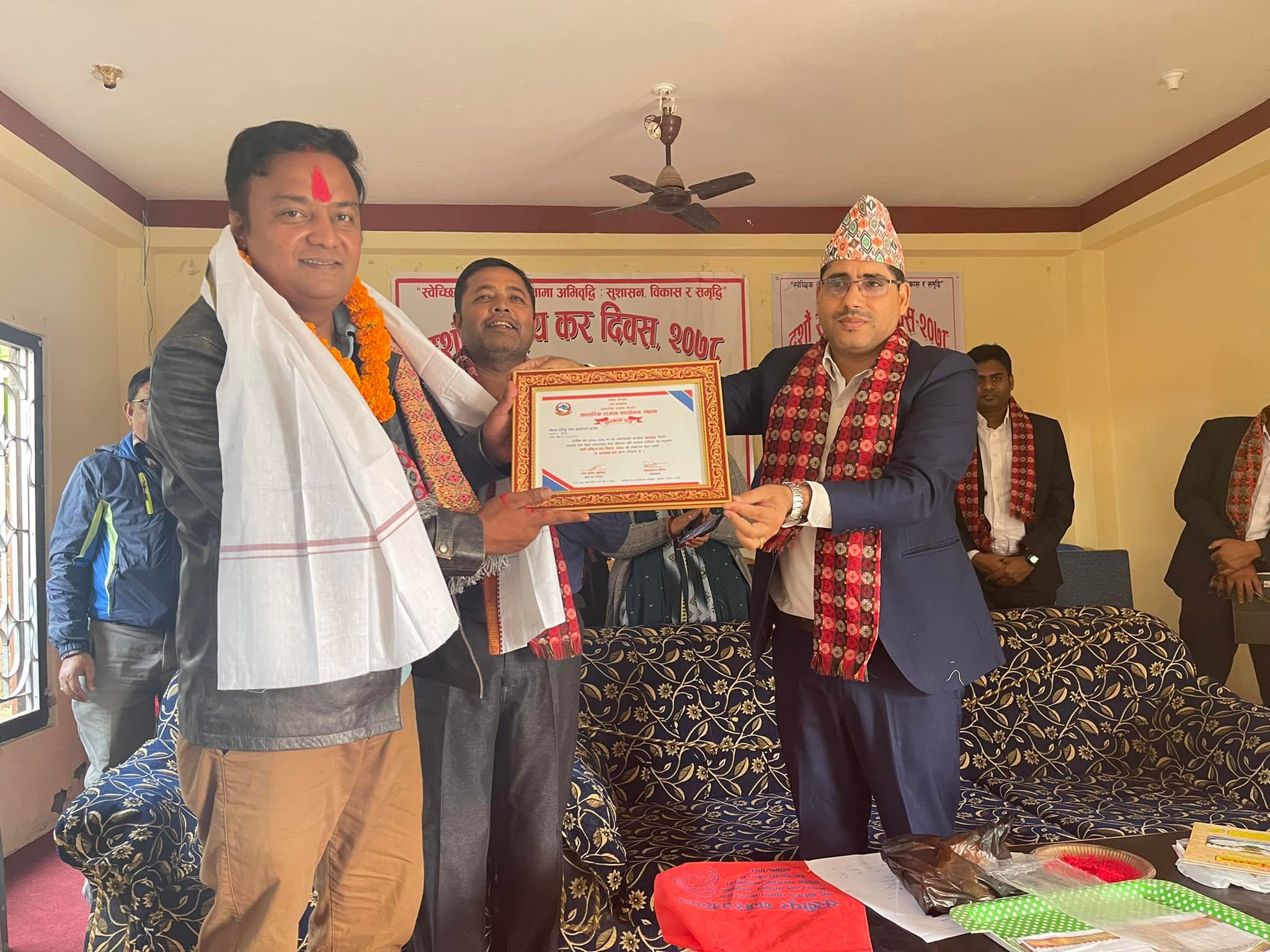 व्यवसायी कार्की छैटौंपटक उत्कृष्ट करदाता घोषित