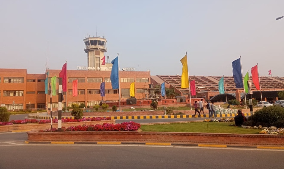 त्रिभुवन विमानस्थलमा अनलाइन भुक्तानीको ‘भर छैन’, नगद बोकेर आउन पर्यटकलाई आग्रह