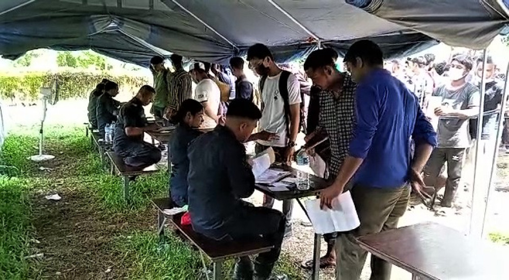 म्यादी प्रहरीका लागि झापामा ६९५८ जनाको दरखास्त
