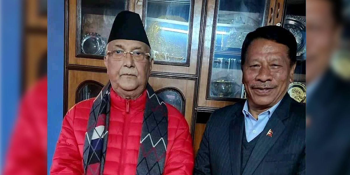 बालकोटमा प्रकाशमान र ओलीबिच भेट