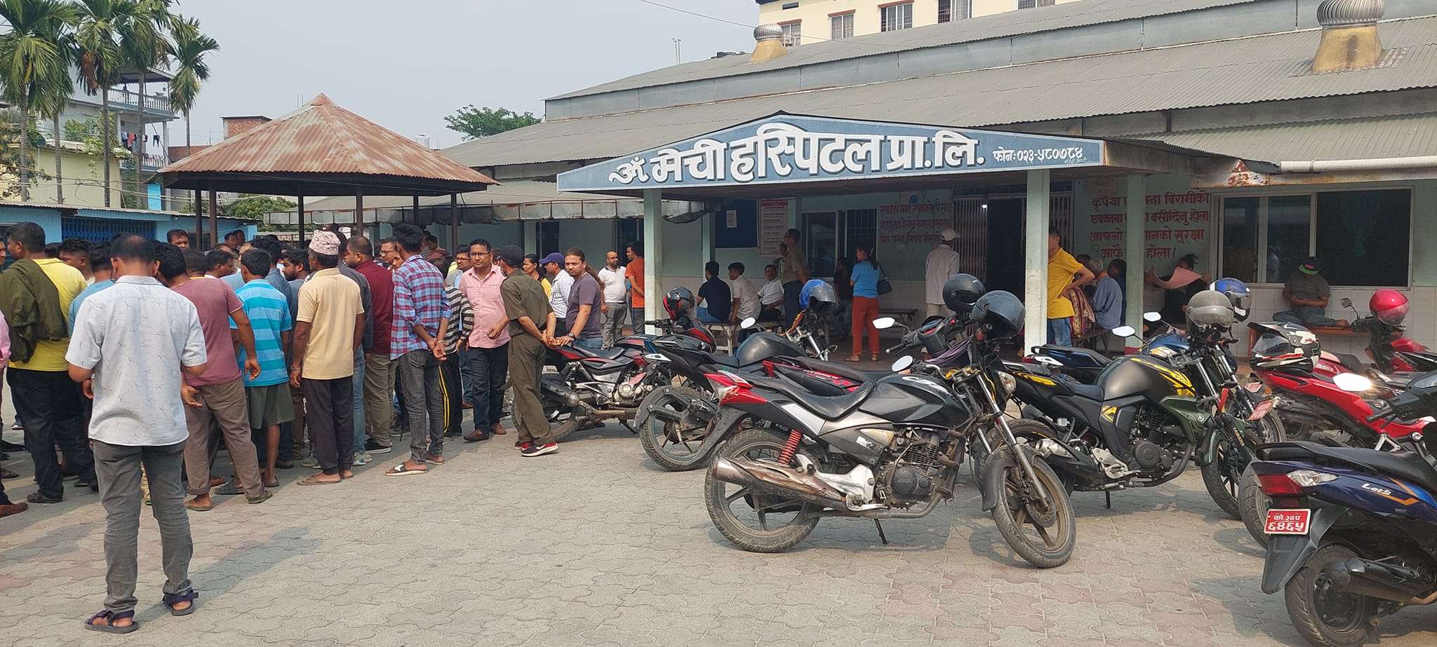सुत्केरीको मृत्युुपछि दमकको ॐ मेची अस्पताल तनावग्रस्त