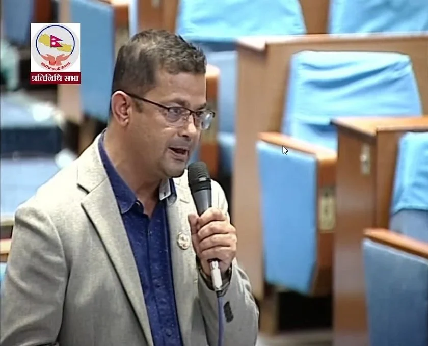 झापामा ओलीमाथि ढुङ्गामुढाको प्रयास भएको भन्दै एमाले सचेतक गिरीले गराए संसदमा ध्यानाकर्षण