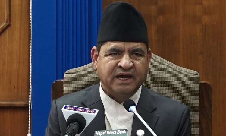 मेरै लाइसेन्स १ वर्षदेखि 'पेन्डिङ' मा छ : यातायातमन्त्री